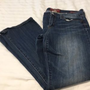Lucky Jeans